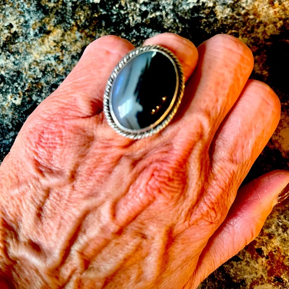 Ring Black and White Agate Stone Sterling Silver Ring - Picture 2 of 4